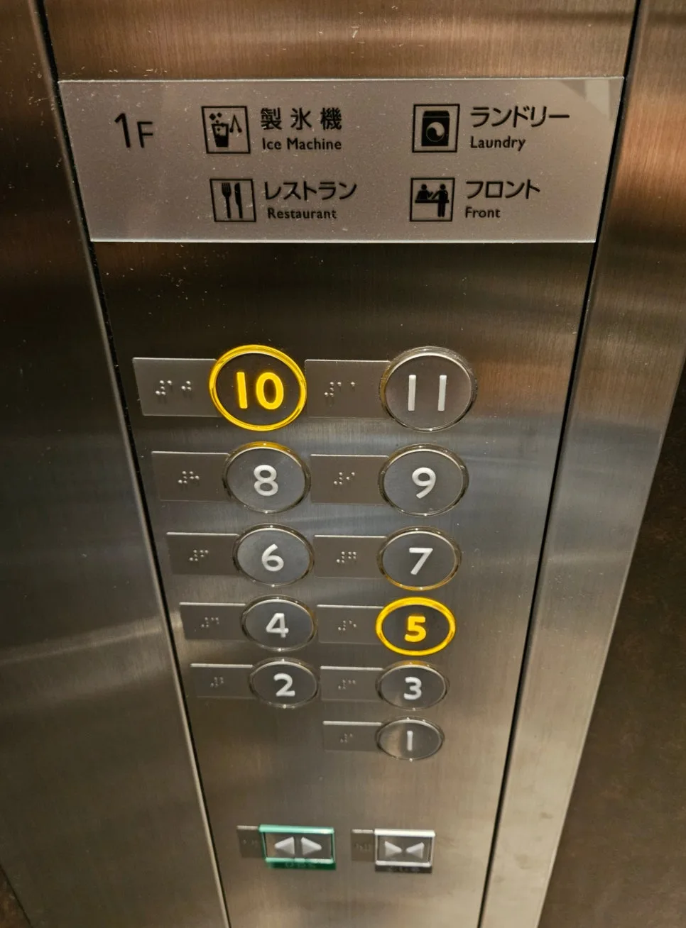 10樓房間走廊