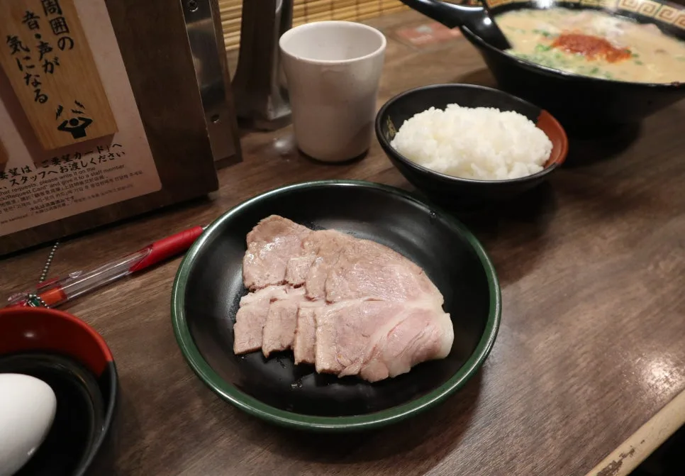 一蘭拉麵叉燒特寫