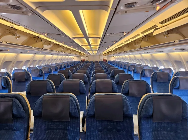 Korean Air KE725 KE728 Economy Review: Incheon to Osaka Round Trip