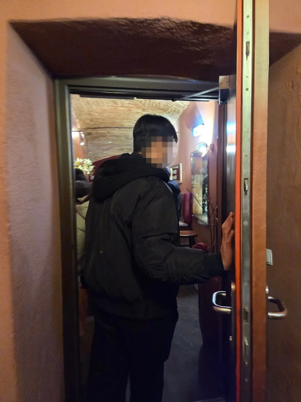 Ribs of Vienna 入場動線