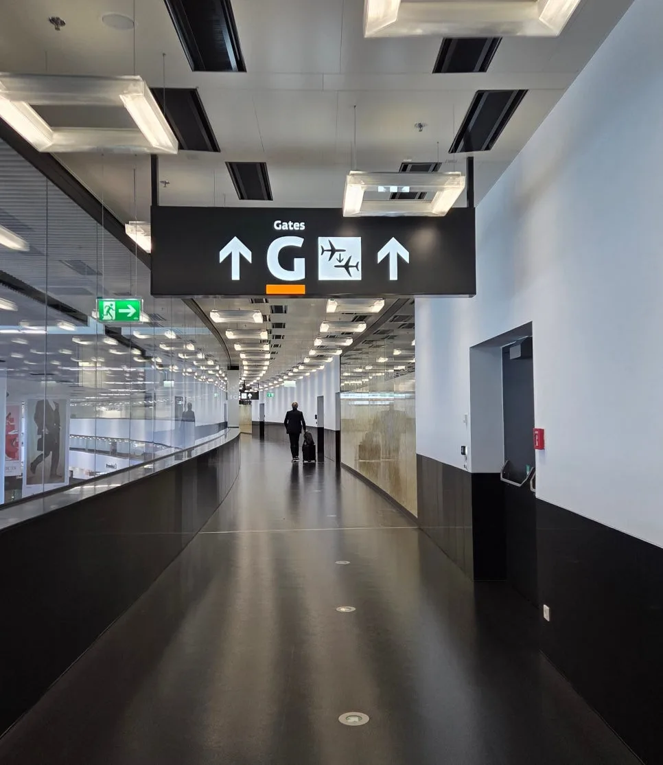 維也納機場G登機門方向