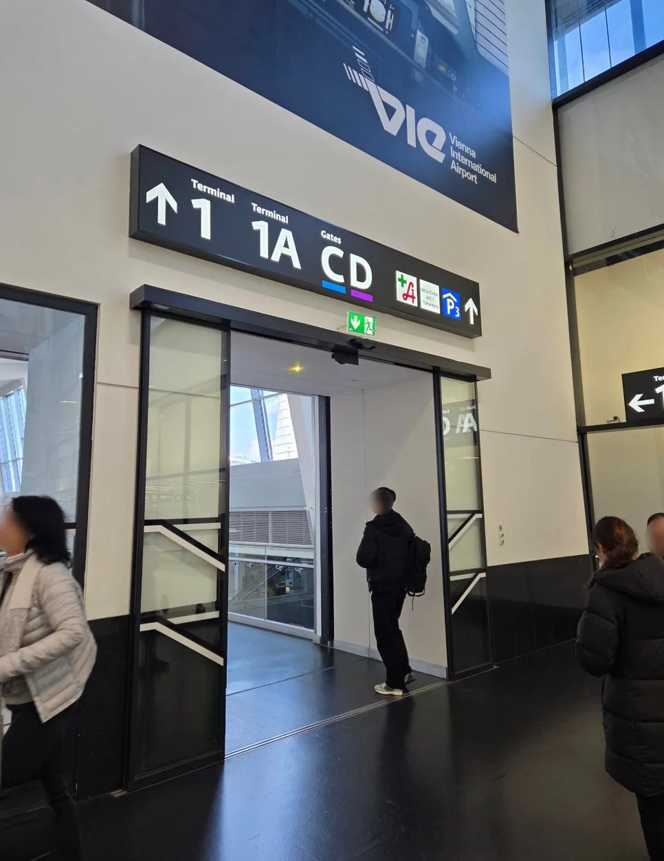 前往Vienna Lounge路線