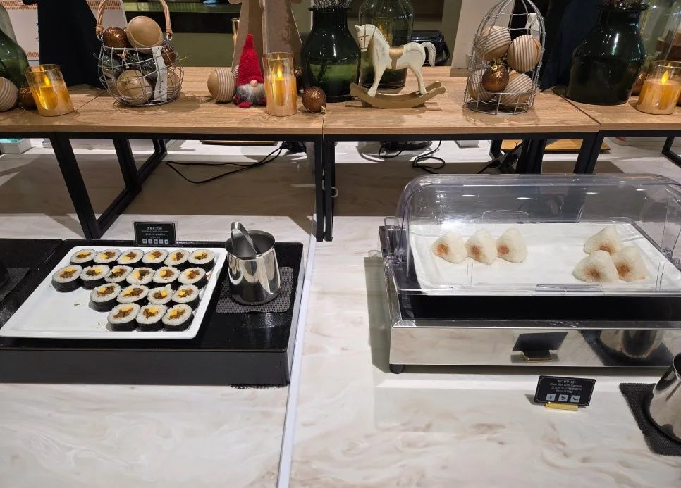 KIX Lounge Kansai 飯捲與飯糰