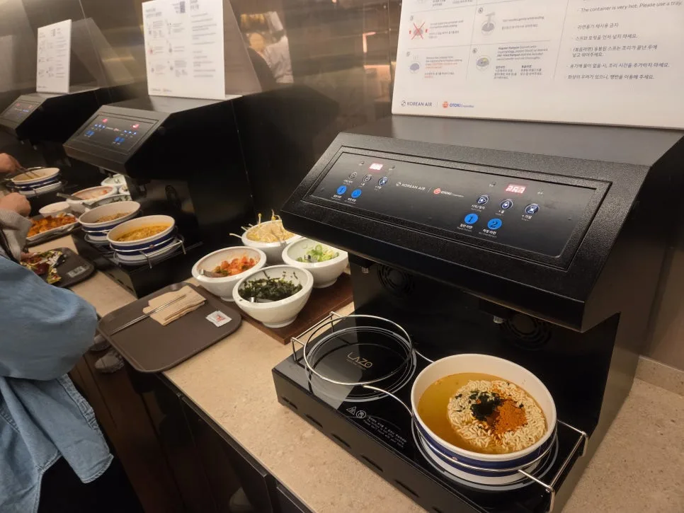 Han River ramen machines