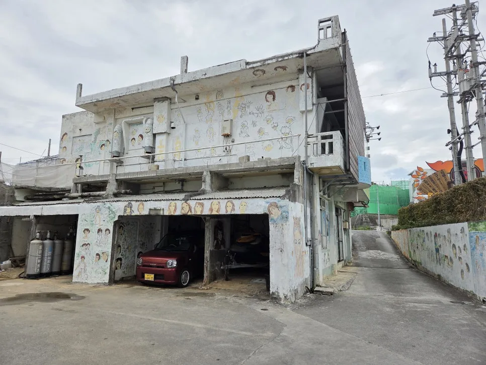 More Blue 停車場入口