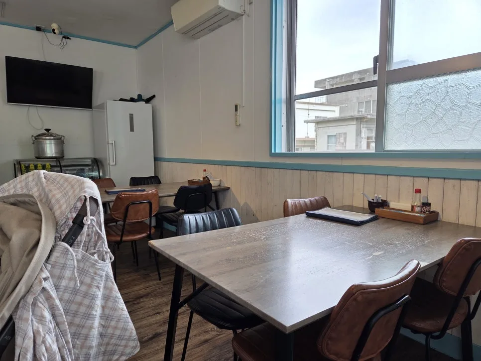 More Blue 用餐空間