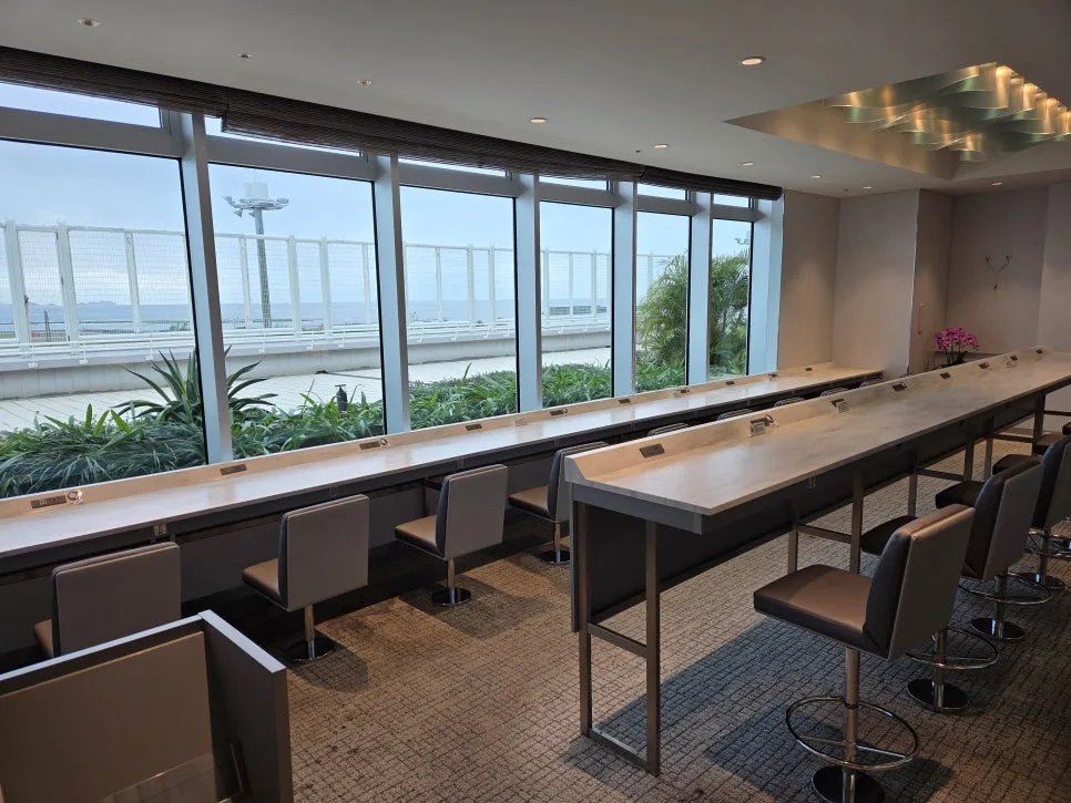 日本沖繩那霸機場貴賓室實測 Ryurin Lounge 外觀